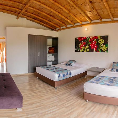 Hotel Campestre La Aldea Montenegro Exterior foto