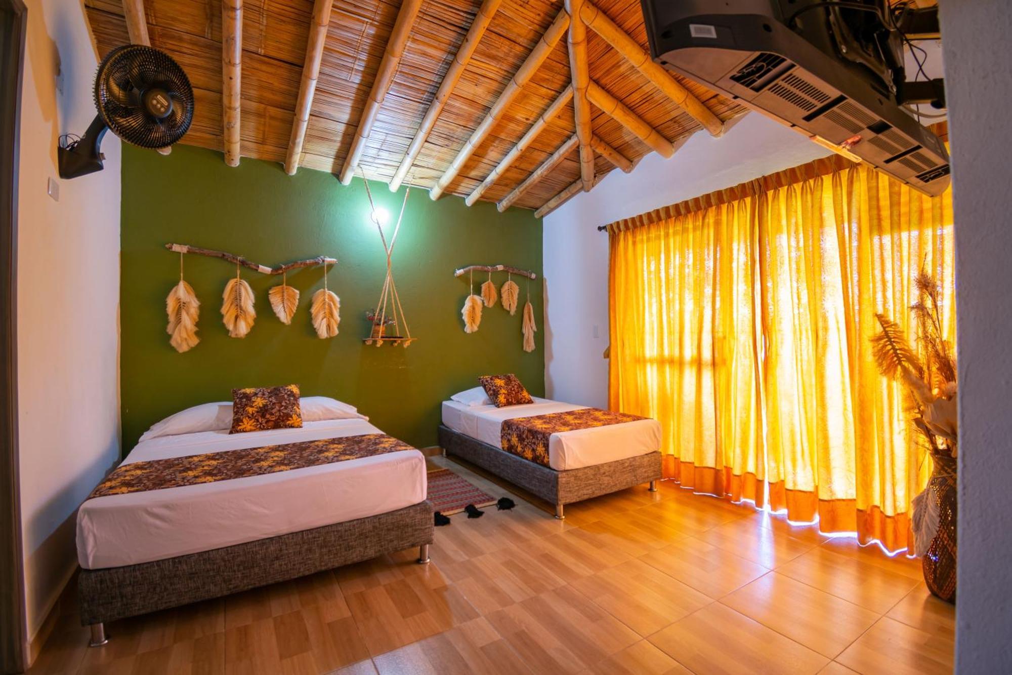Hotel Campestre La Aldea Montenegro Exterior foto